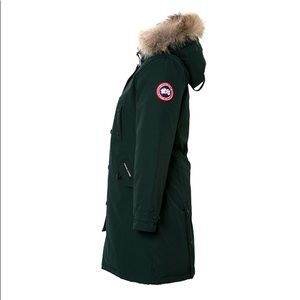 NWT Canada Goose Coyote-Fur trim classic parka